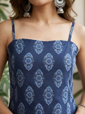 Blue  pure cotton printed tunic for women 3