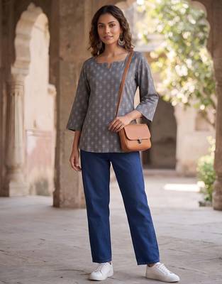 Grey  pure cotton printed tunic for women 5