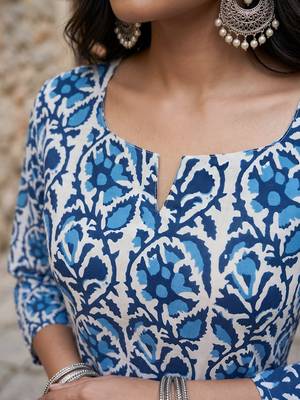 Blue  pure cotton printed tunic for women 3