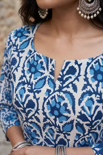 Blue  pure cotton printed tunic for women