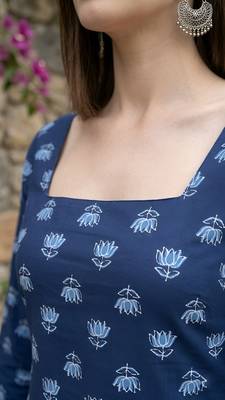 Blue  pure cotton printed tunic for women 2