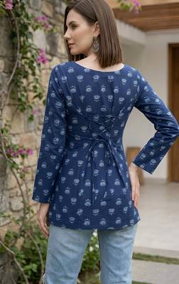 Blue  pure cotton printed tunic for women 4