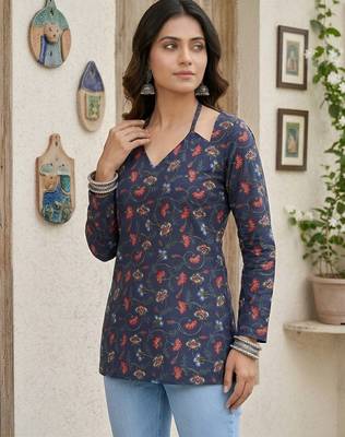 Blue  pure cotton printed tunic for women 4