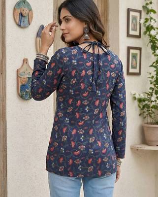 Blue  pure cotton printed tunic for women 5