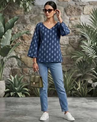 Blue  pure cotton printed tunic for women 3