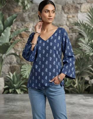 Blue  pure cotton printed tunic for women 5