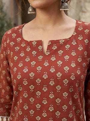 Maroon  pure cotton printed tunic for women 2