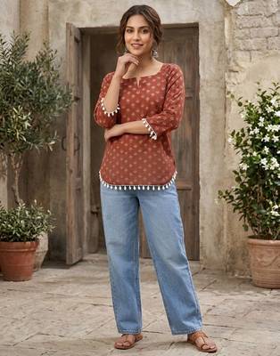 Maroon  pure cotton printed tunic for women 5