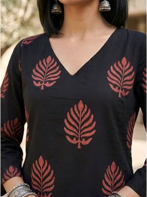 Black  pure cotton printed tunic for women 3