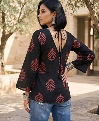 Black  pure cotton printed tunic for women 5