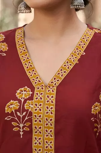 Maroon  pure cotton printed tunic for women