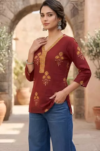 Maroon  pure cotton printed tunic for women