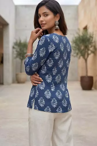 Blue  pure cotton printed tunic for women