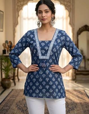 Blue  pure cotton printed tunic for women 3