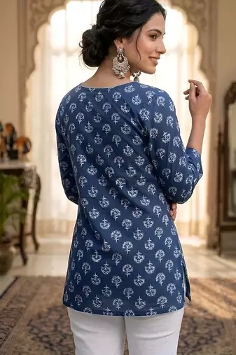 Blue  pure cotton printed tunic for women