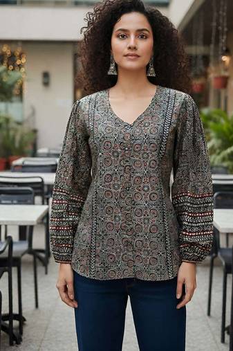 Black  pure cotton printed tunic for women