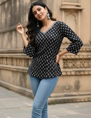 Black  pure cotton printed tunic for women 4
