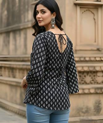 Black  pure cotton printed tunic for women 5