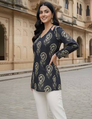 Black  pure cotton printed tunic for women 3
