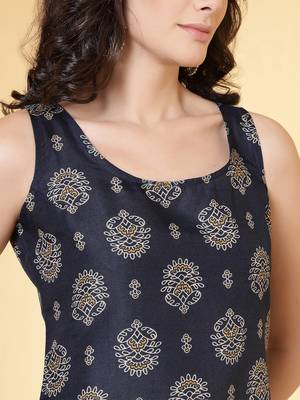 Blue  pure cotton printed tunic for women 3