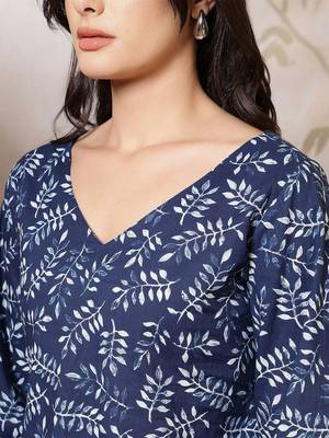 Blue  pure cotton printed tunic for women 2
