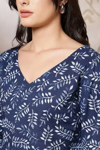 Blue  pure cotton printed tunic for women