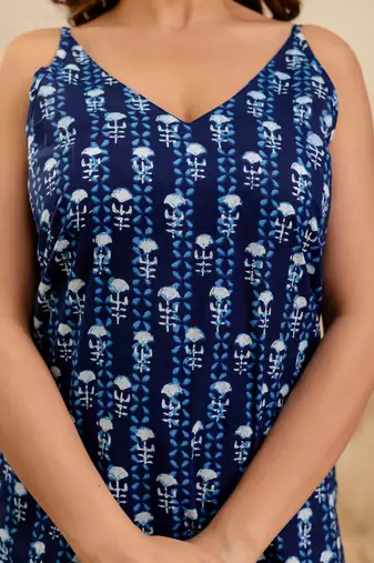 Blue  pure cotton printed tunic for women