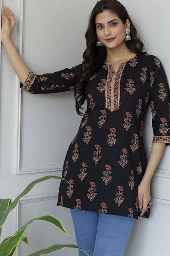 Black  pure cotton printed tunic for women