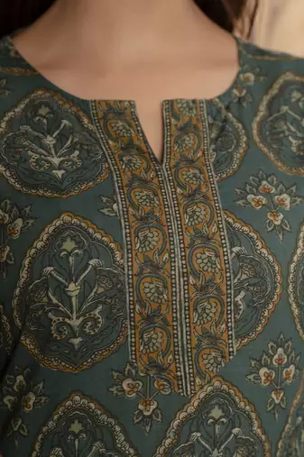 Green  pure cotton printed tunic for women