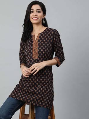 Purple  pure cotton printed tunic for women 1