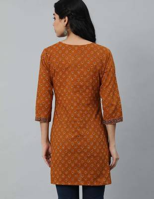 Mustard  pure cotton printed tunic for women 4
