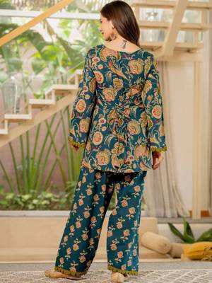 Women Floral Printed Regular Pure Cotton Kurta with Patiala & With Dupatta 3