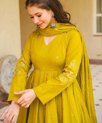 Women's Gorgeous Embroidery Work Viscose Chanderi Fabric Flared Anarkali Palazzo and Dupatta Set 2