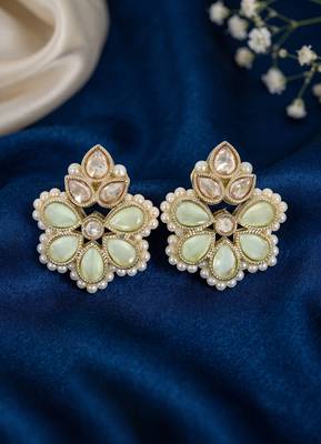 Gold plated mint kundan pearl floral ethnic wedding jewellery stud earring for women & girls 2