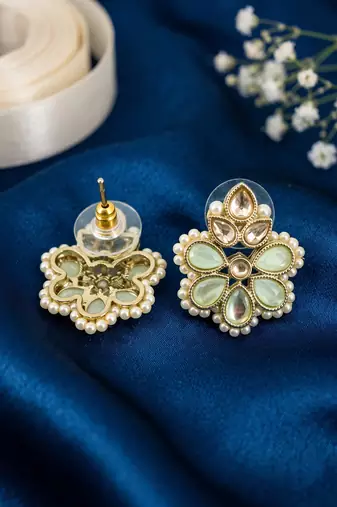 Gold plated mint kundan pearl floral ethnic wedding jewellery stud earring for women & girls