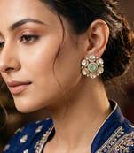 Splendid round shape mint kundan mehandi gold plated stud stud earring for women and girls