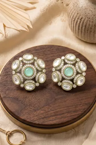 Splendid round shape mint kundan mehandi gold plated stud stud earring for women and girls