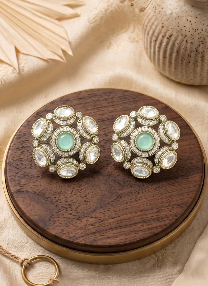 Splendid round shape mint kundan mehandi gold plated stud stud earring for women and girls