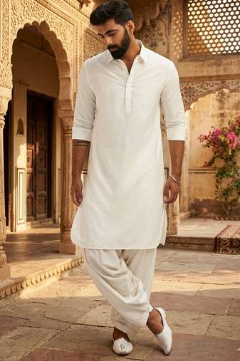 Classic off white cotton men's pathani kurta pajama set