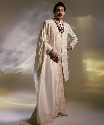 Ivory embroidered silk sherwani set with stole 3