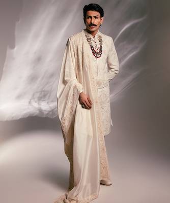 Ivory embroidered silk sherwani set with stole 4