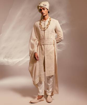 Light pink embroidered silk georgette sherwani set with stole 1