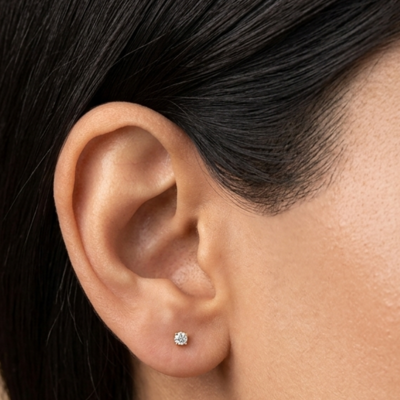 Sleek inlay single brilliance gold plated stud earring
