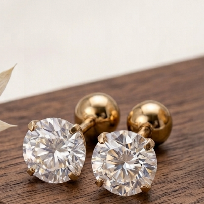 Sleek inlay solo gold plated stud earring