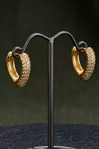 chic fusion chevron gold plated hoop earring
