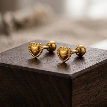 Cupid bubble gold plated stud earring 2