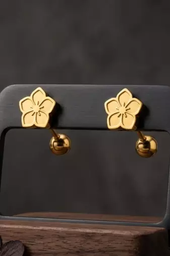 Cupid blossom gold plated stud earring