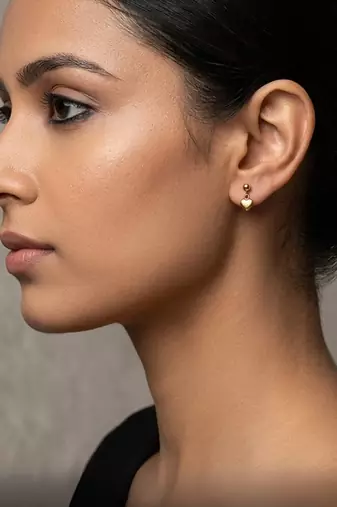 Cupid dangling hearts gold plated stud earring