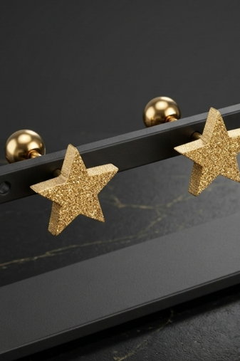 Cupid twinkle gold plated stud earring