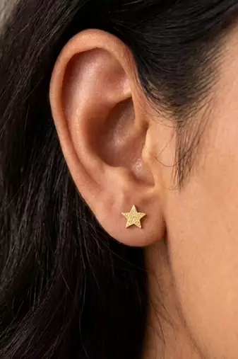 Cupid twinkle gold plated stud earring
